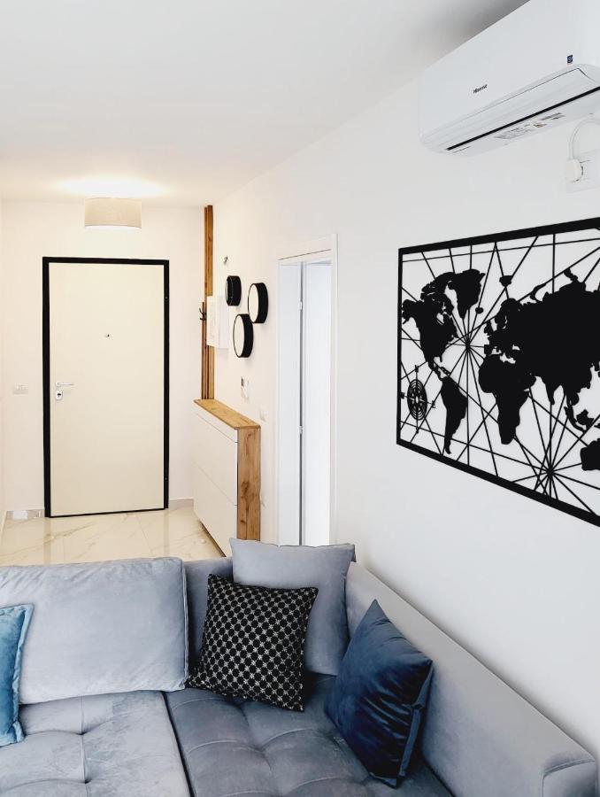 Stella Apartment Sarandë エクステリア 写真