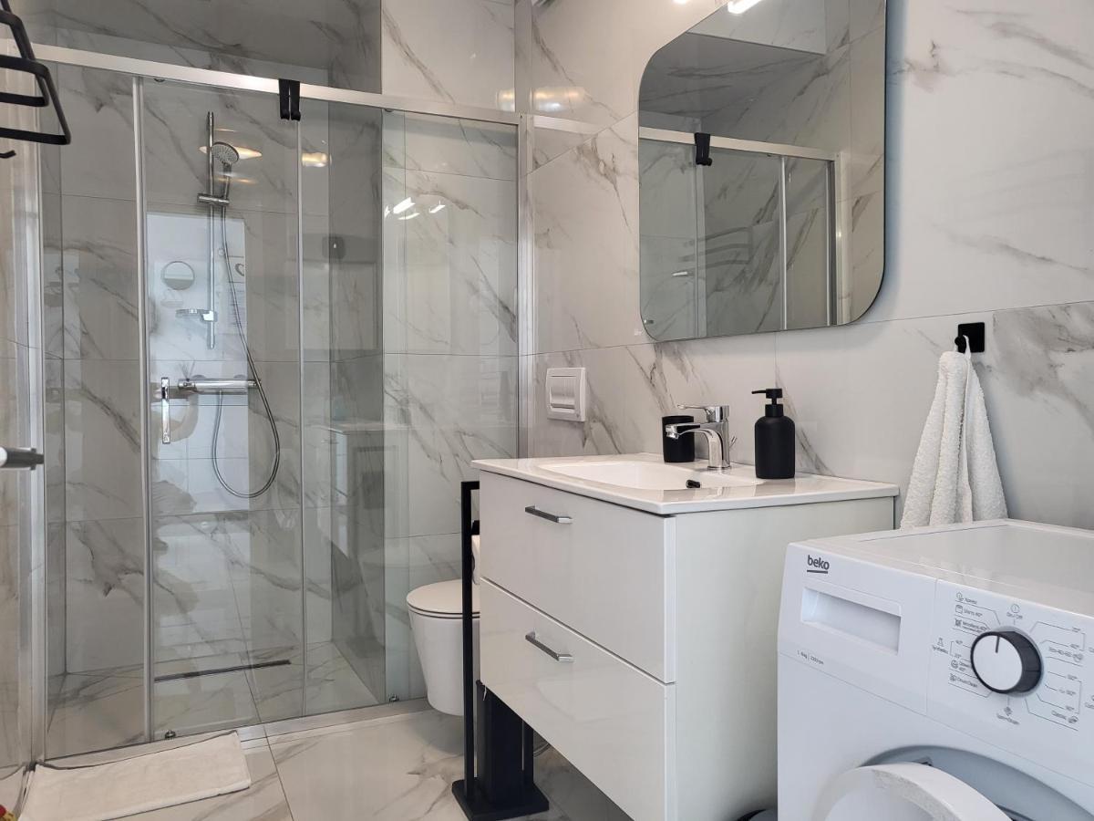 Stella Apartment Sarandë エクステリア 写真